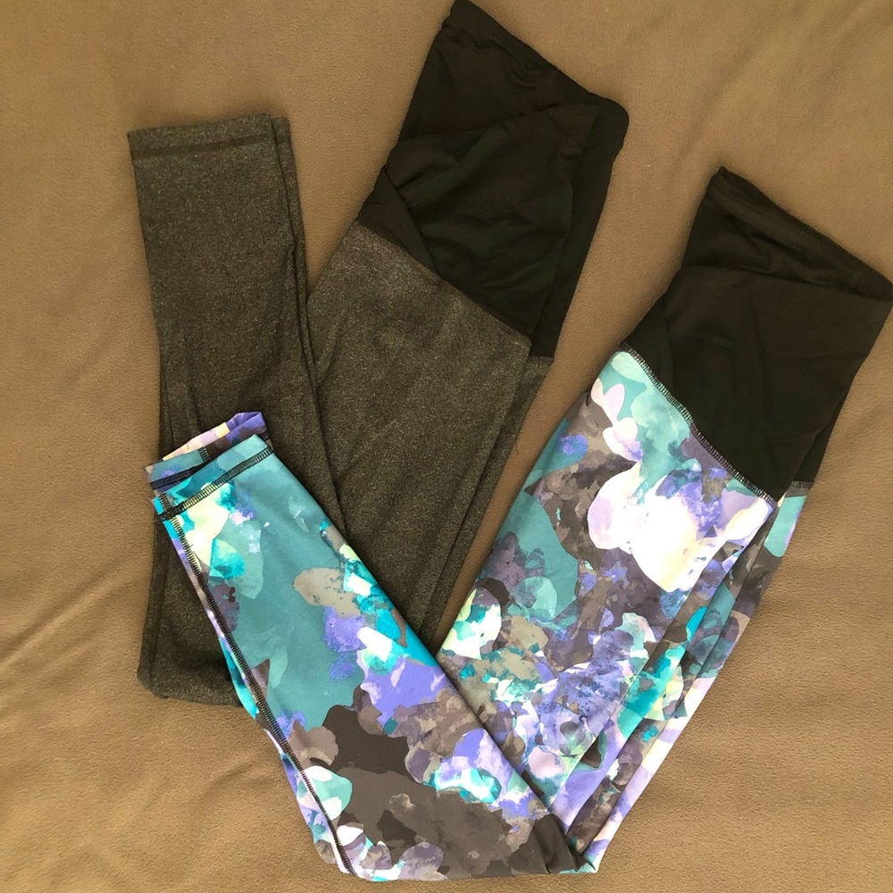 Ingrid & Isabel Maternity Cropped workout leggings